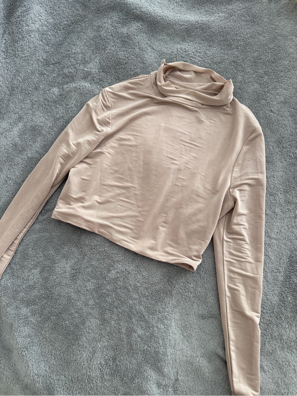 TIGERMIST LONG SLEEVE TAN CROP TOP